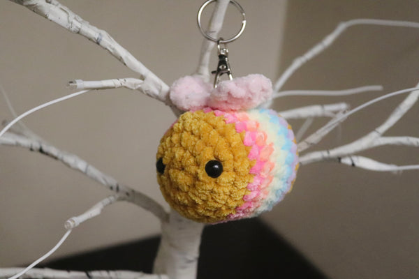 Rainbow bee keyring