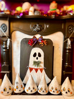 Vintage-Inspired ghost friends - Halloween home decor