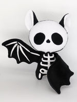 Skeleton bat plushie kawaii soft toy plush handmade vampire Halloween cute scary